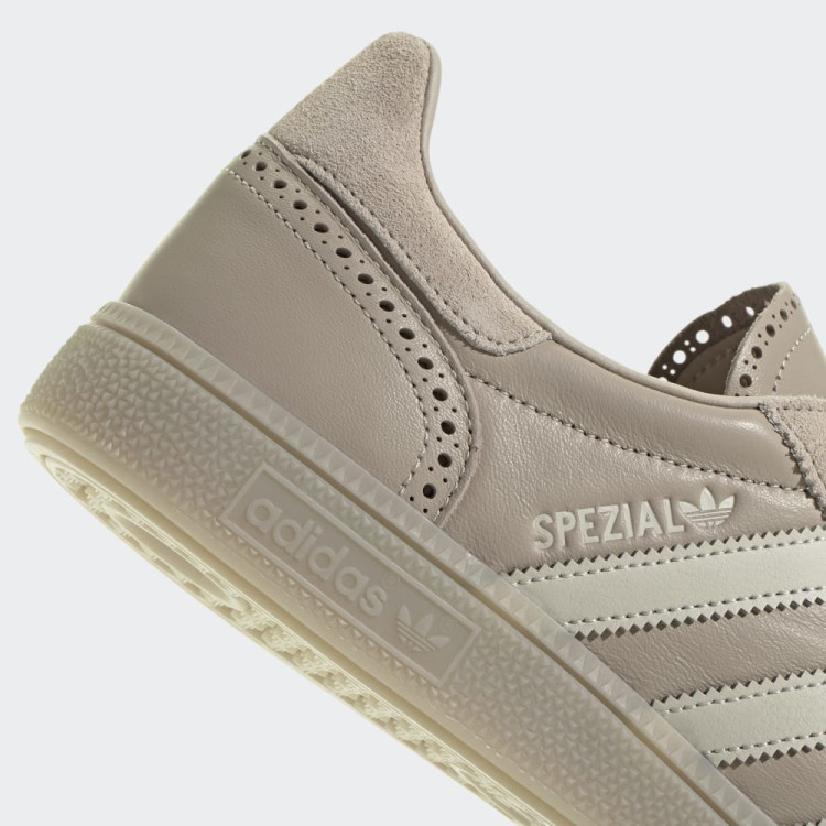 HANDBALL SPEZIAL